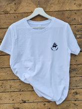 Load image into Gallery viewer, Country Roots T-shirt - In stock