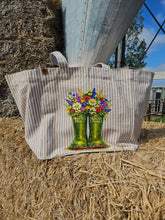Load image into Gallery viewer, Country Life Tote