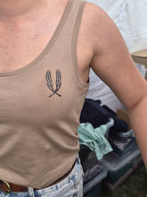 Load image into Gallery viewer, Wheat Vest