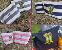 Load image into Gallery viewer, Country Life Pouch