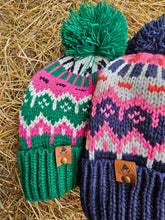 Load image into Gallery viewer, Retro beanie
