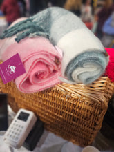 Load image into Gallery viewer, Fluffy Check Scarf
