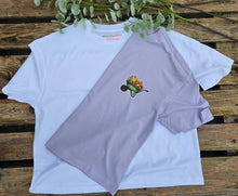 Load image into Gallery viewer, Country Mum Tee
